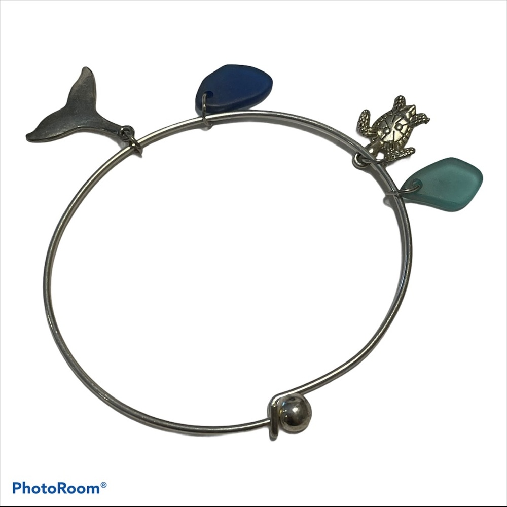 silver tone beach theme charm bracelet sea glass